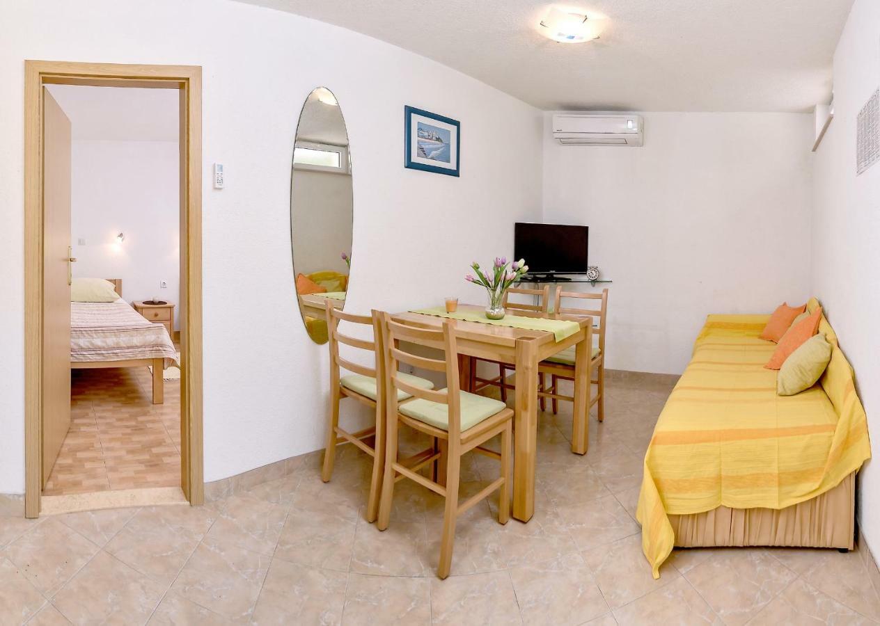 באסקה וודה Beach Resort Apartments Bucina מראה חיצוני תמונה